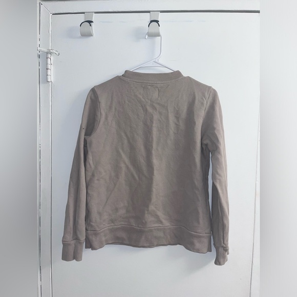 COPY - Calvin Klein Sweatshirt - Picture 2 of 2